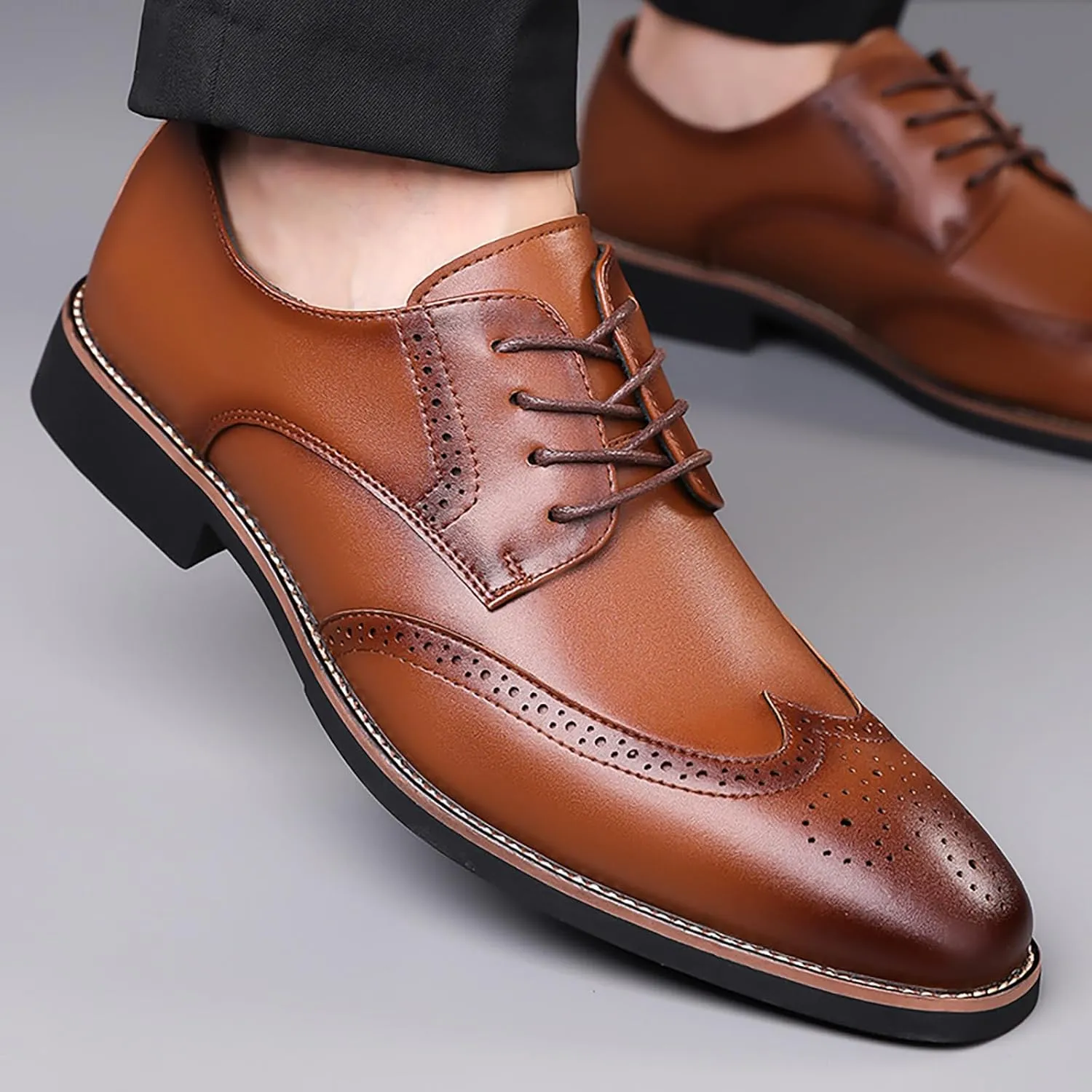 Men's Leather Wingtip Business Dress Oxford Shoes Lace Up Retro Pointed Comfortable Formal Brogue Shoes Wedding Party Derby Shoes
