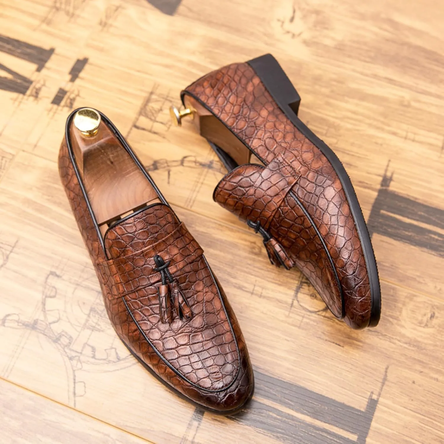 Zeberfi Men's Pattern Leather Slip On Tassel Dress Loafers Fashion Pointed Toe Low Top Non-Slip Luxury Business Formal Shoes